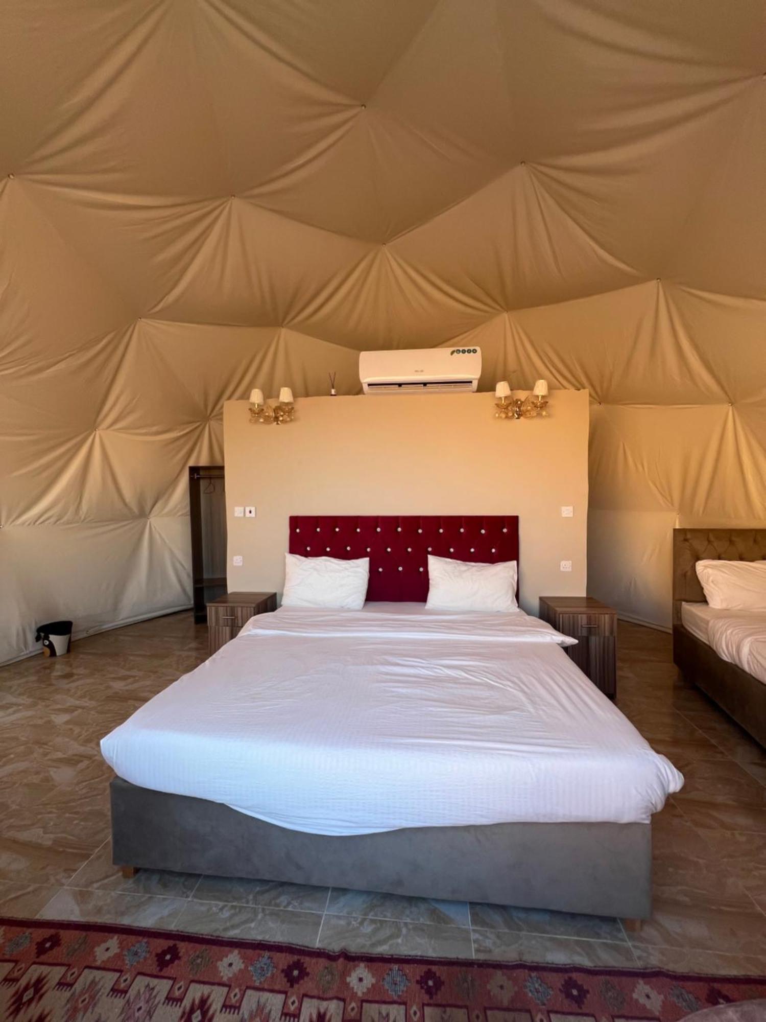 Scarlet Luxury Camp Вади Рум Екстериор снимка
