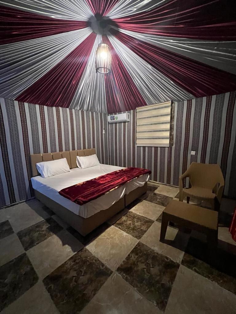 Scarlet Luxury Camp Вади Рум Екстериор снимка