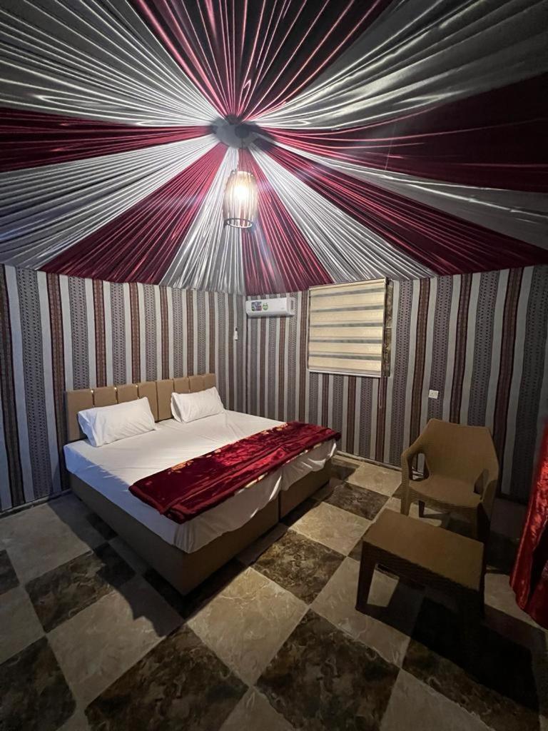 Scarlet Luxury Camp Вади Рум Екстериор снимка