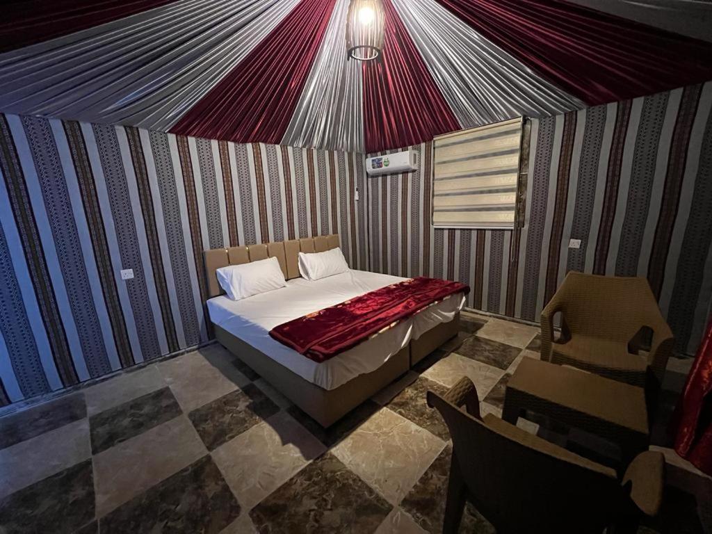 Scarlet Luxury Camp Вади Рум Екстериор снимка