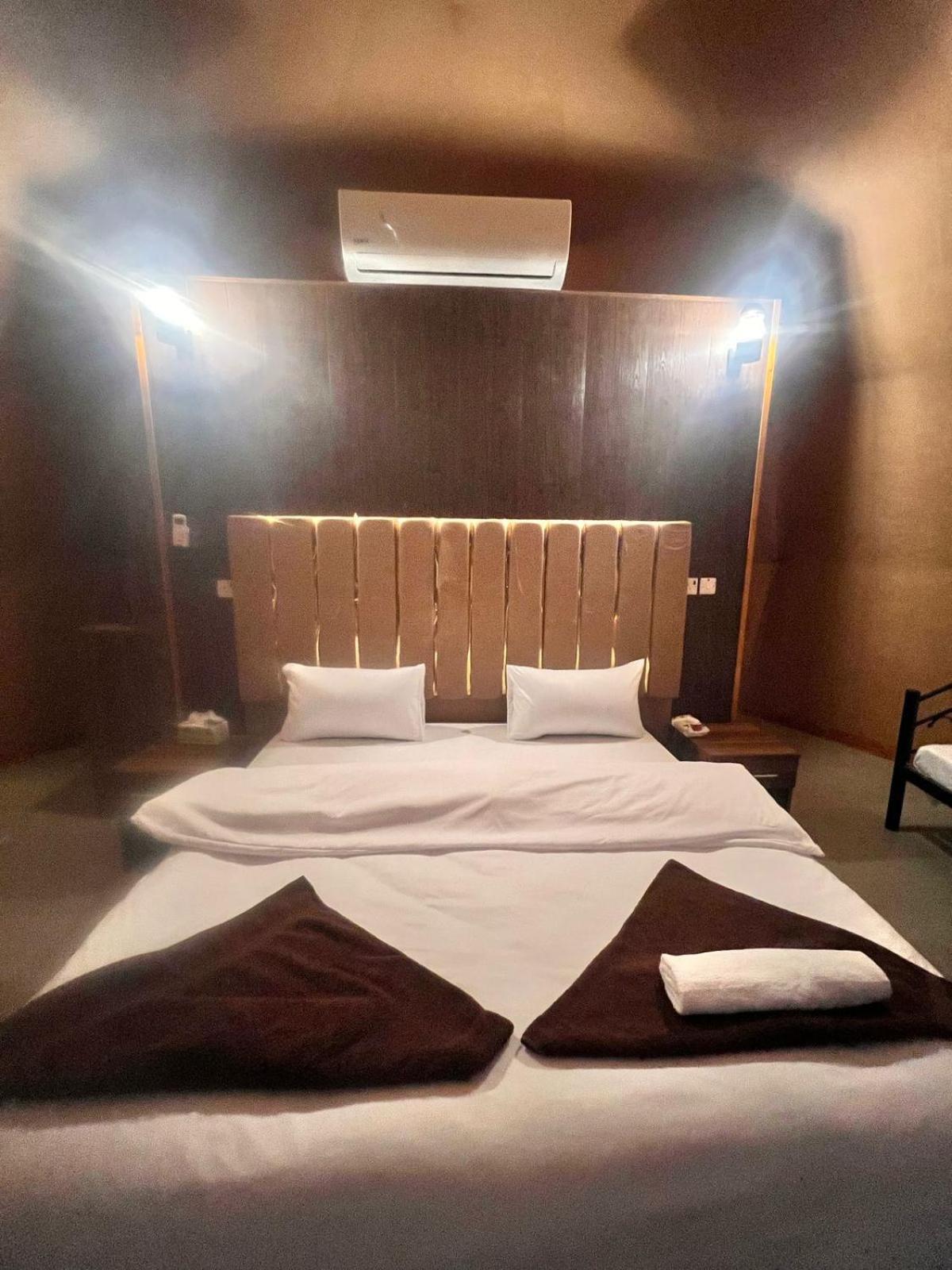 Scarlet Luxury Camp Вади Рум Екстериор снимка