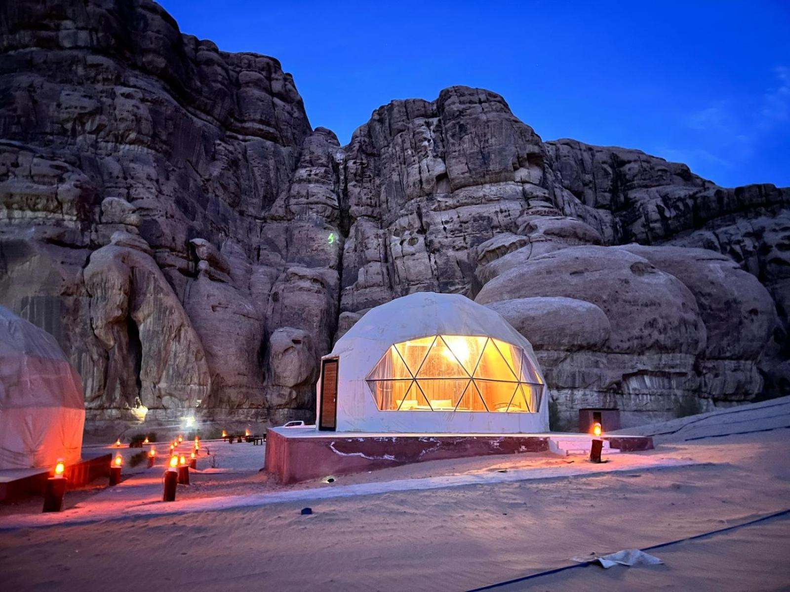 Scarlet Luxury Camp Вади Рум Екстериор снимка